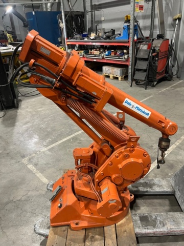 1421731-3 Svetsrobot med svetsbord - Robotics ABB IRB1400 ABB