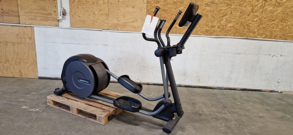 1477674-1 Pulse fitness cross trainer