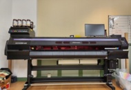 1371155 Large format printer with accessories - Mimaki UCJV300-160