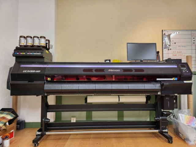 1371155-1 Large format printer with accessories - Mimaki UCJV300-160