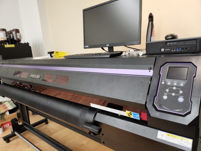1371155-3 Large format printer with accessories - Mimaki UCJV300-160