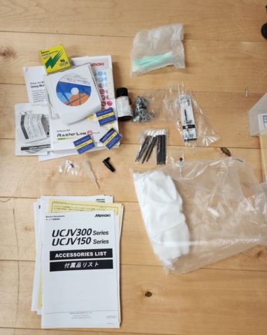 1371155-8 Large format printer with accessories - Mimaki UCJV300-160