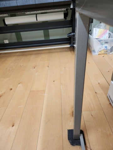 1371156-5 Cutting table for printing/sign production