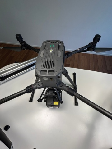 1411410-10 Drönare med tillbehör - DJI Matrice 300 RTK - 2020, få flygtimmar