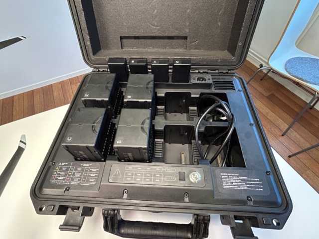 1411410-32 Drönare med tillbehör - DJI Matrice 300 RTK - 2020, få flygtimmar