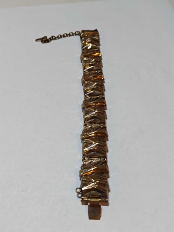 1400678-17 Large collection of bronze jewelry by designer Pentti Sarpaneva