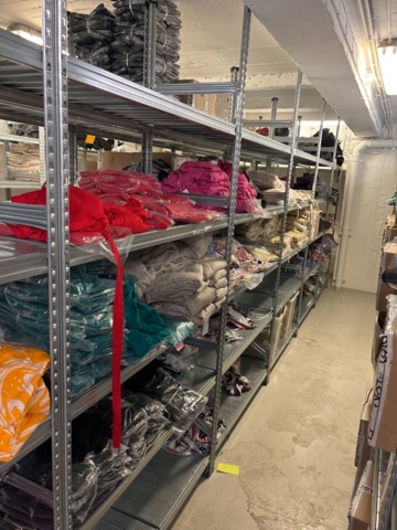 1409511-35 Large batch of stock from clothing store