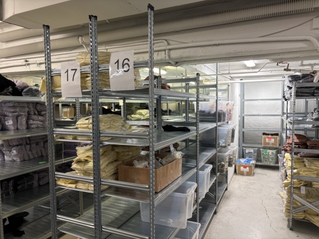 1409512-2 Shelving system for warehouse 120+ sections