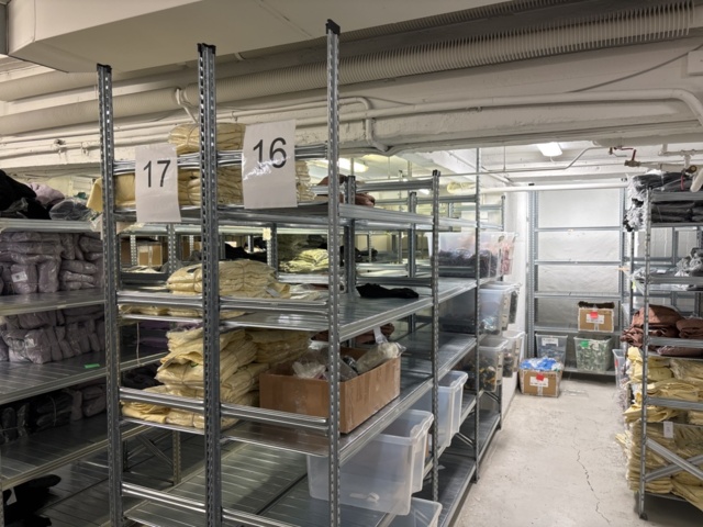 1409512-18 Shelving system for warehouse 120+ sections