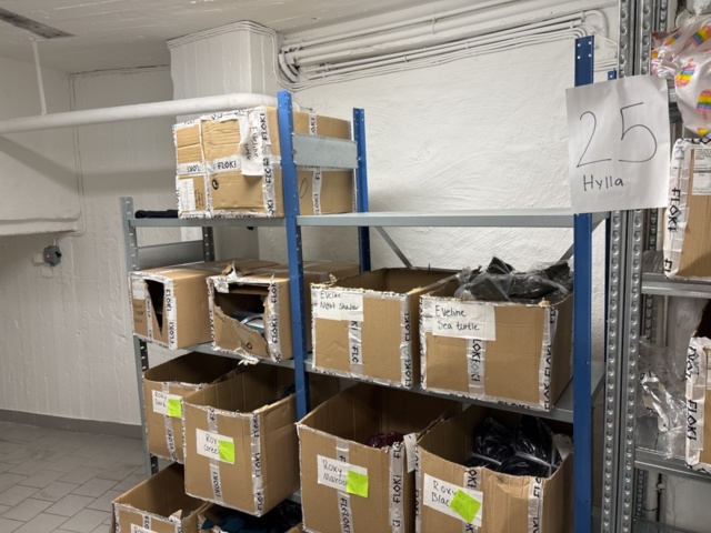 1409512-13 Shelving system for warehouse 120+ sections