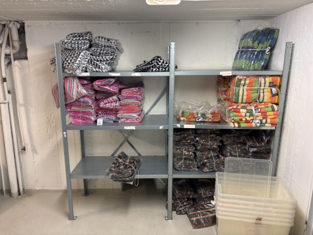 1409512-16 Shelving system for warehouse 120+ sections