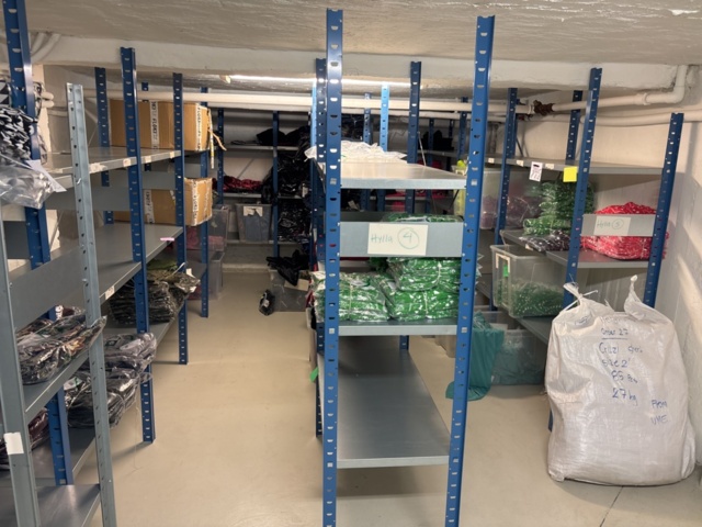 1409512-17 Shelving system for warehouse 120+ sections