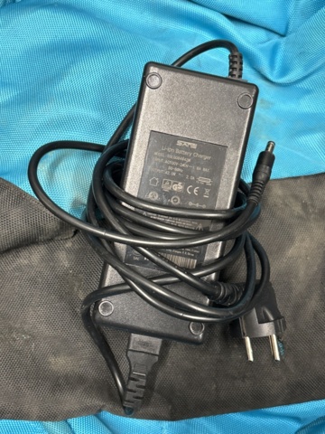 1409514-10 Electric transport bike - Cargobike