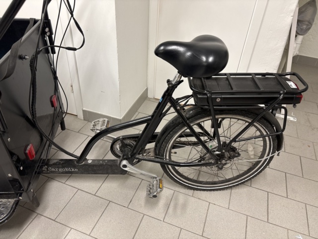 1409514-3 Electric transport bike - Cargobike