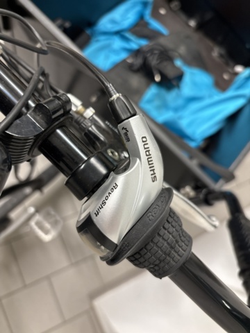 1409514-15 Electric transport bike - Cargobike