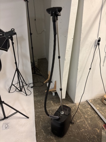 1409515-30 Photo studio equipment - Profoto, Godox, Elinchrom, etc.