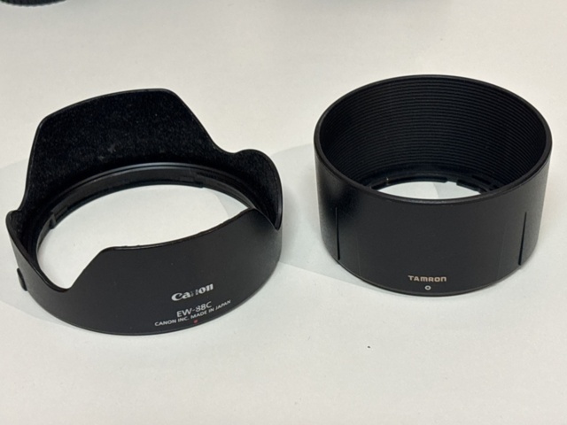 1409516-17 System camera with accessories - Canon EOS 450D