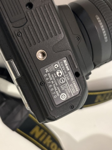 1409517-9 System camera with accessories - Nikon D7000