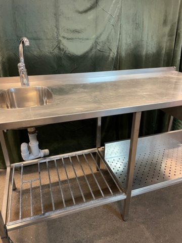 1477748-1 Stainless steel sink with hob