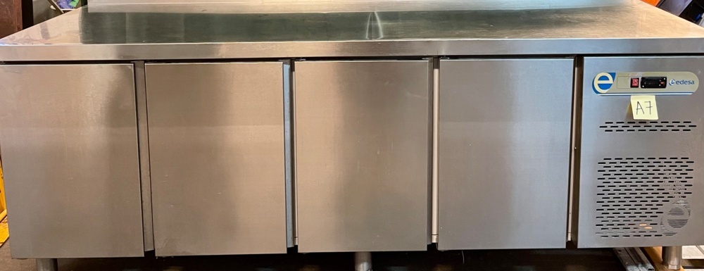 1477765-2 Refrigerated counter with 4 cabinets