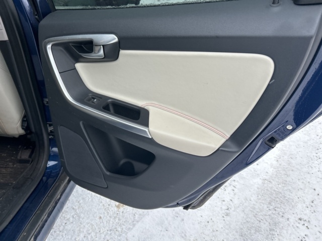 1454816-32 Volvo XC60 Polestar Optimisation D5 AWD Geartronic, 230hp, 2015