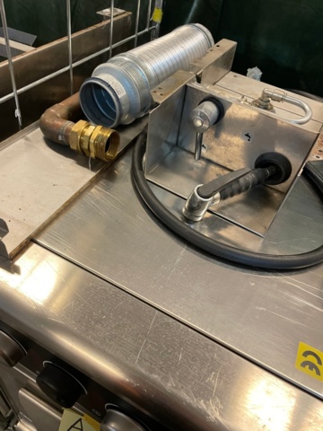 1477772-4 Gastro oven with stand – professional restaurant oven