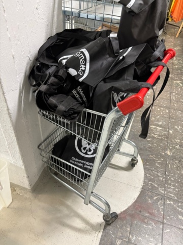 1409526-3 Trolleys 3 pcs