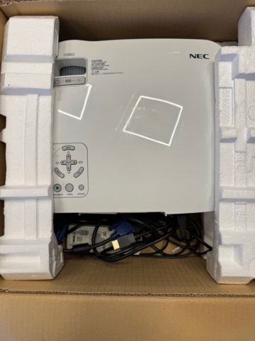 1405438-2 Projector and powered screen - NEC, Elite Screens