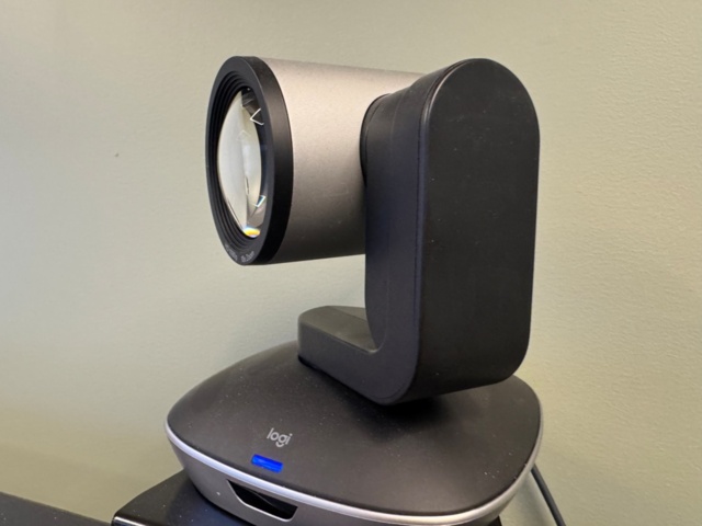 1405440-17 Office/meeting equipment - Tables, chairs, TV, whiteboard, etc.