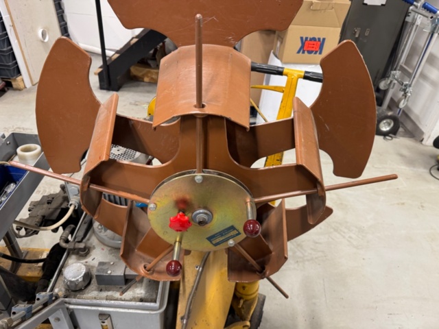 1405471-5 Cable reeling machine with length meter