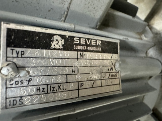 1405471-9 Cable reeling machine with length meter