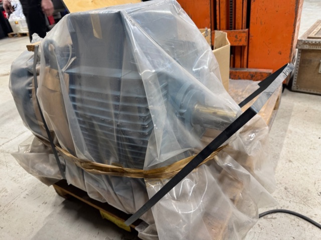 1405472-8 ASEA electric motor 30kw