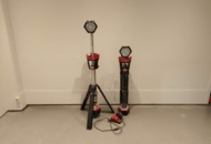 1401248 Två stycken arbetslampor Milwaukee