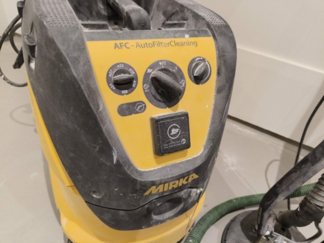 1401250-5 Giraffslip och dammsugare