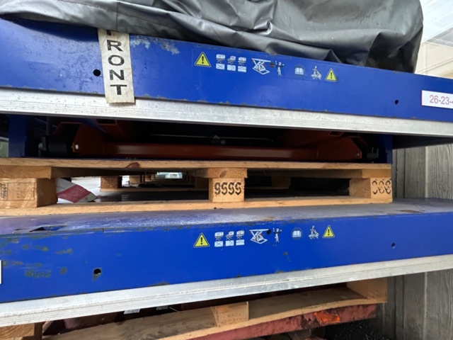 1411412-5 Fast arbetsplattform för industriell miljö – EDMO LIFT 1 styck