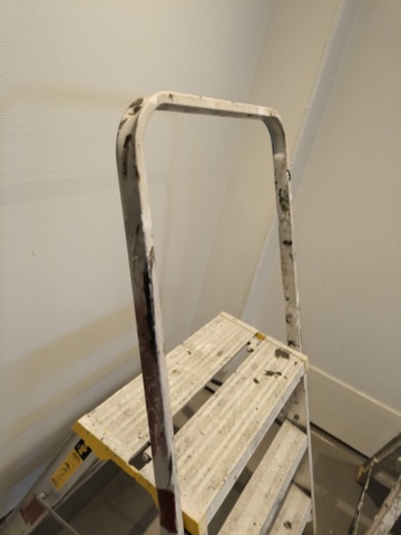 1401260-6 Två stycken trappstegar Wibe