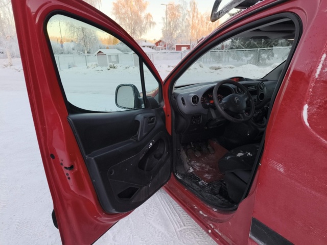 1401261-50 Citroën Berlingo Van Increased Payload 1.6 HDiF -2015