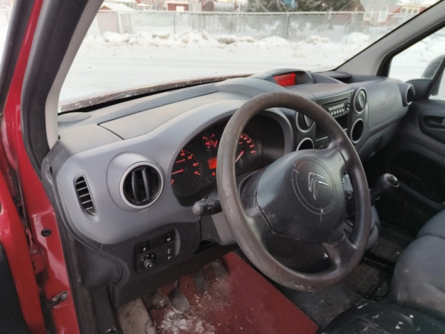 1401261-53 Citroën Berlingo Van Increased Payload 1.6 HDiF -2015