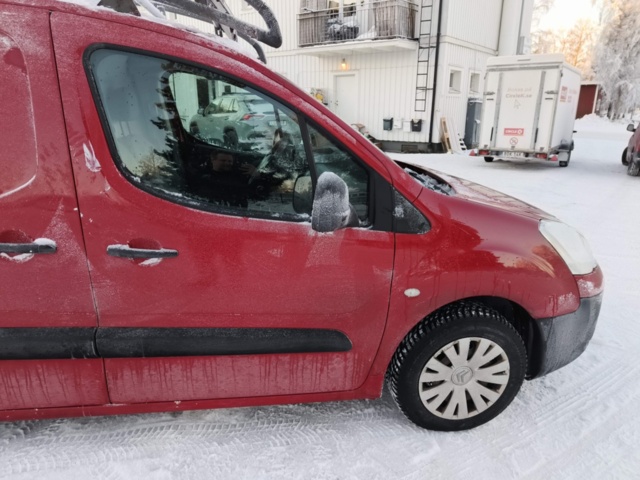 1401262-41 Citroën Berlingo 1.6 HDiF -2015