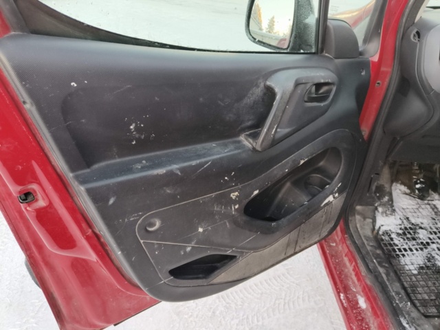 1401262-61 Citroën Berlingo 1.6 HDiF -2015