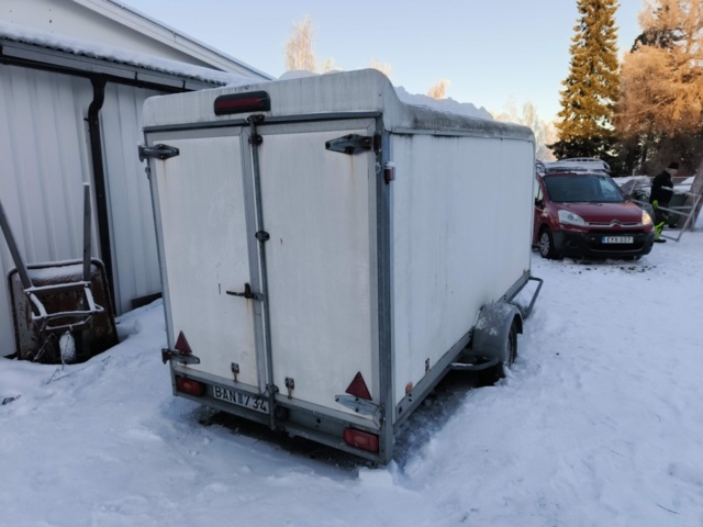 1401264-5 Box trailer Thule CE100035L -2007