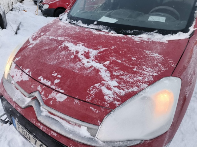 1401265-24 Citroën Berlingo 1.6 HDiF -2015 Reparationsobjekt