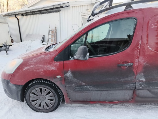 1401265-32 Citroën Berlingo 1.6 HDiF -2015 Reparationsobjekt
