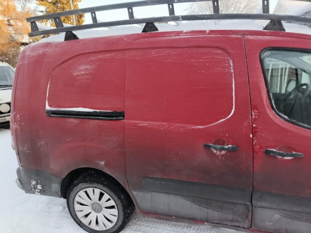1401265-40 Citroën Berlingo 1.6 HDiF -2015 Reparationsobjekt