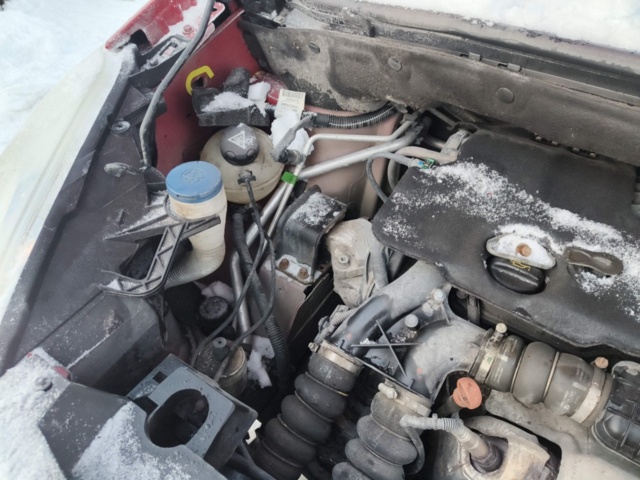 1401265-46 Citroën Berlingo 1.6 HDiF -2015 Reparationsobjekt