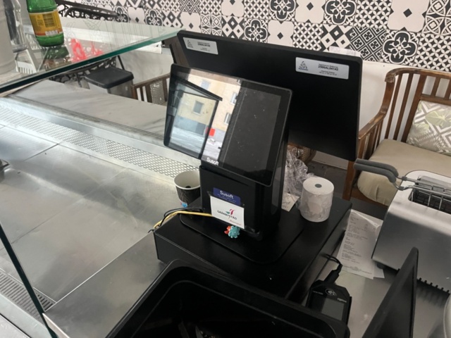 1424058-3 Susoft cash register with cash drawer and kitchen equipment