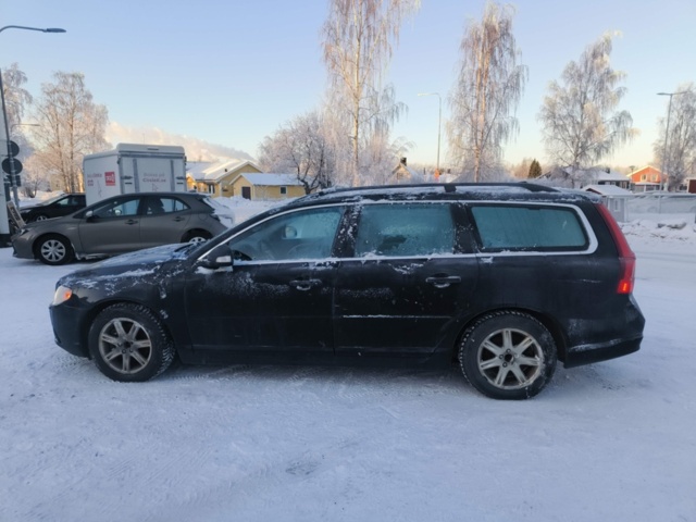 1401273-2 Volvo V70 D3 Geartronic -2010 Repair item