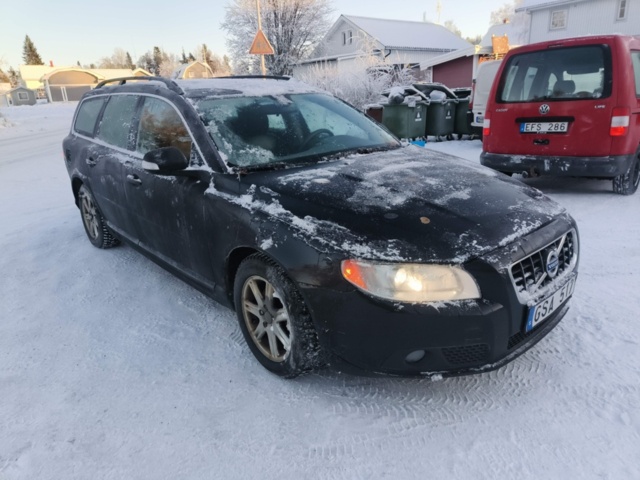 1401273-7 Volvo V70 D3 Geartronic -2010 Repair item