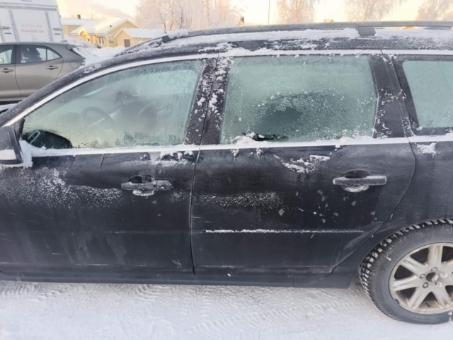 1401273-28 Volvo V70 D3 Geartronic -2010 Repair item