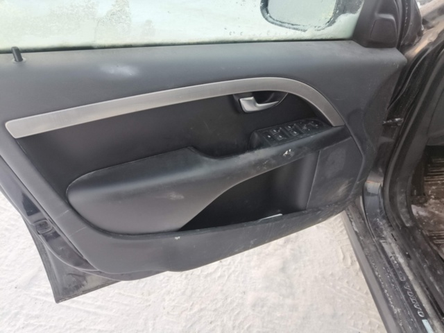 1401273-46 Volvo V70 D3 Geartronic -2010 Repair item